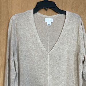Old Navy V neck Taupe Sweater